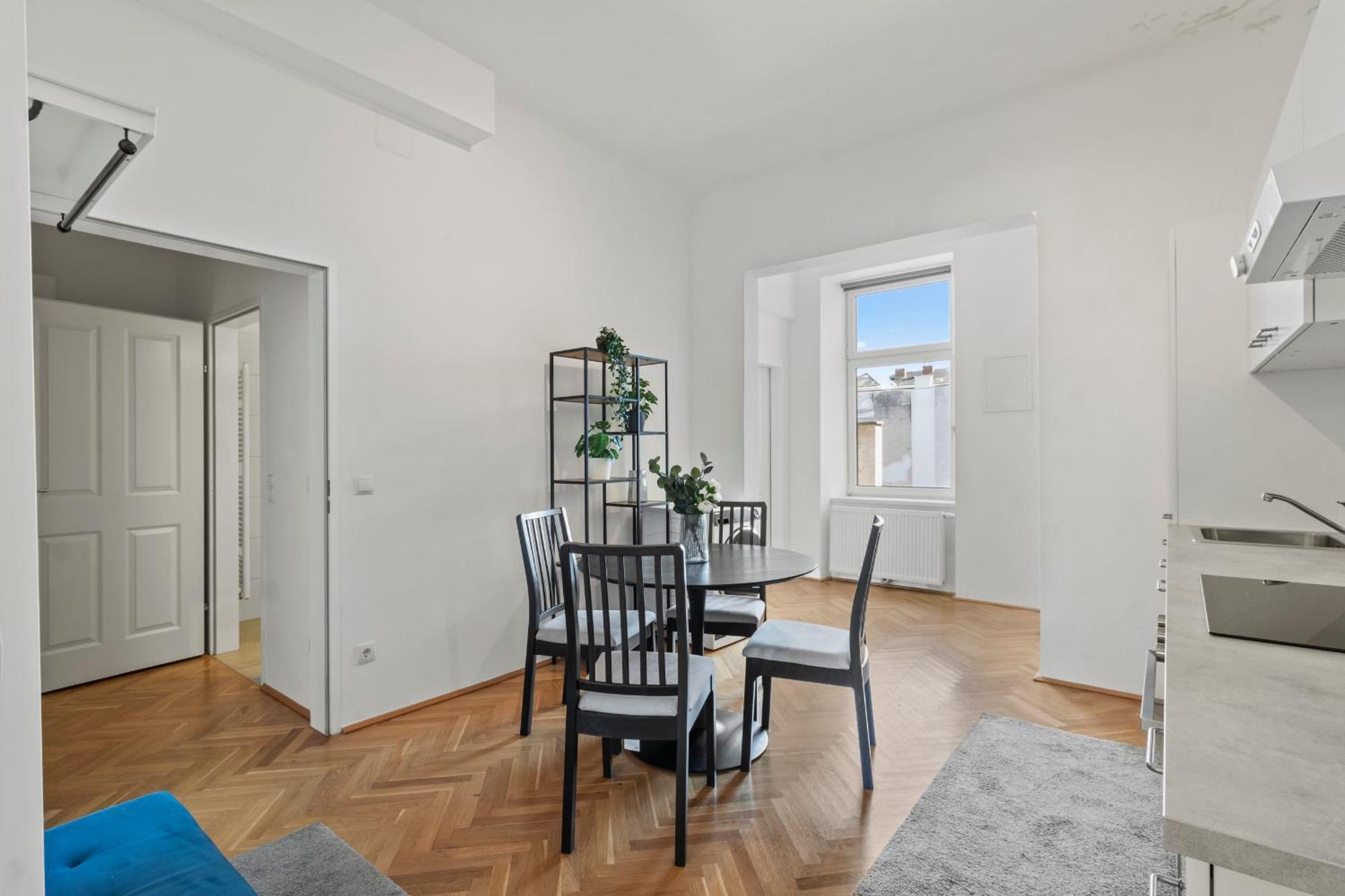 Balcony Apartment, 4 Min To U3 Zipperer Strasse Viena Exterior foto