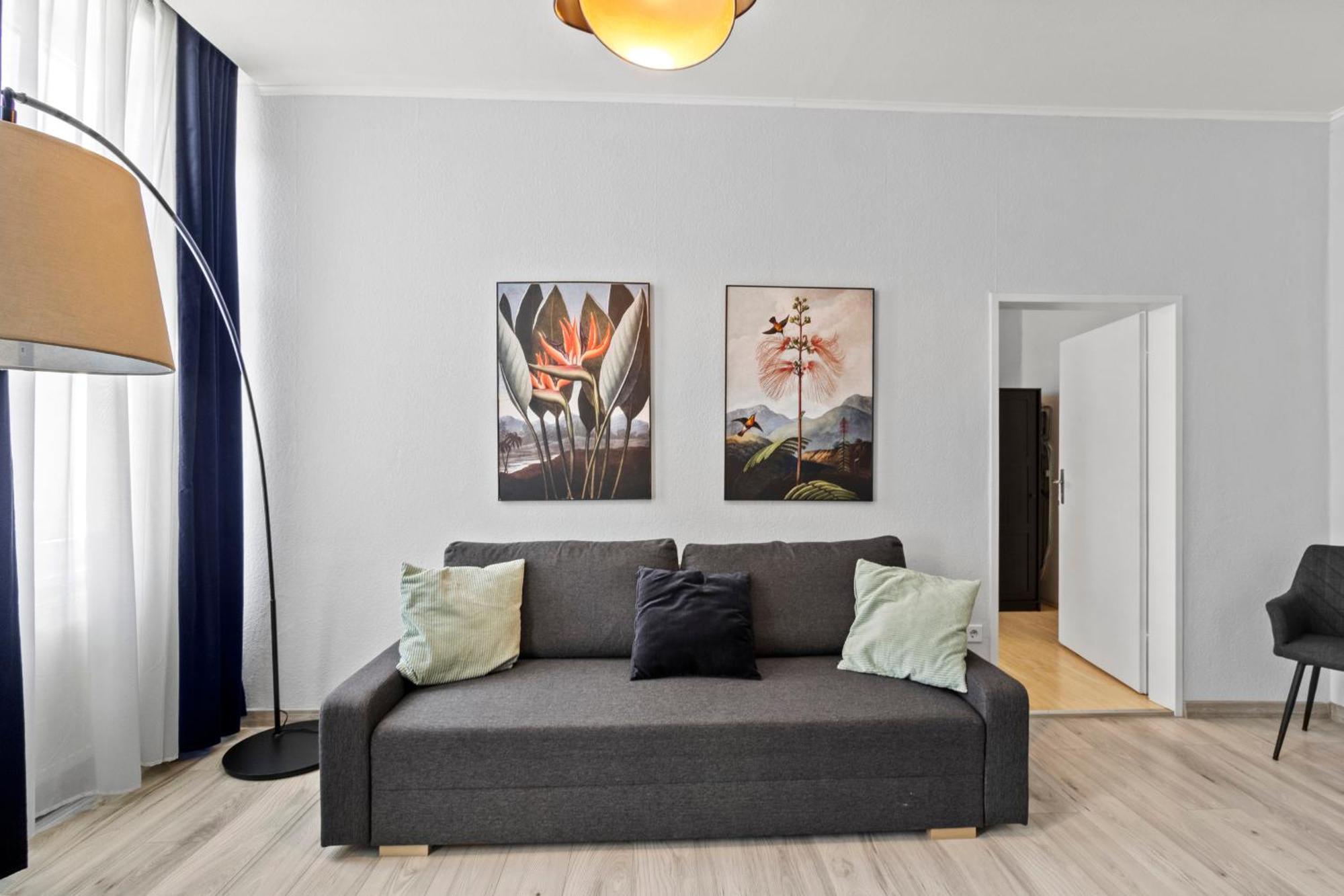 Balcony Apartment, 4 Min To U3 Zipperer Strasse Viena Exterior foto