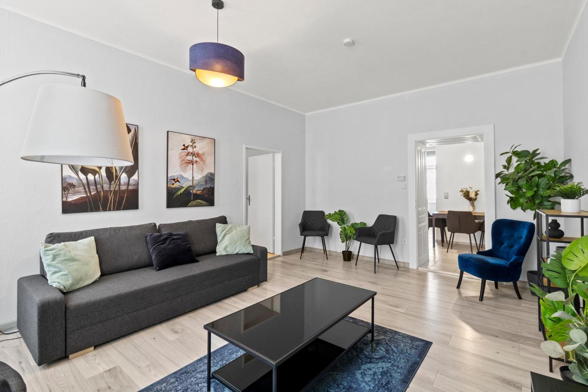 Balcony Apartment, 4 Min To U3 Zipperer Strasse Viena Exterior foto
